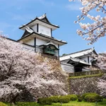 金沢城。（写真：Adobe Stock）